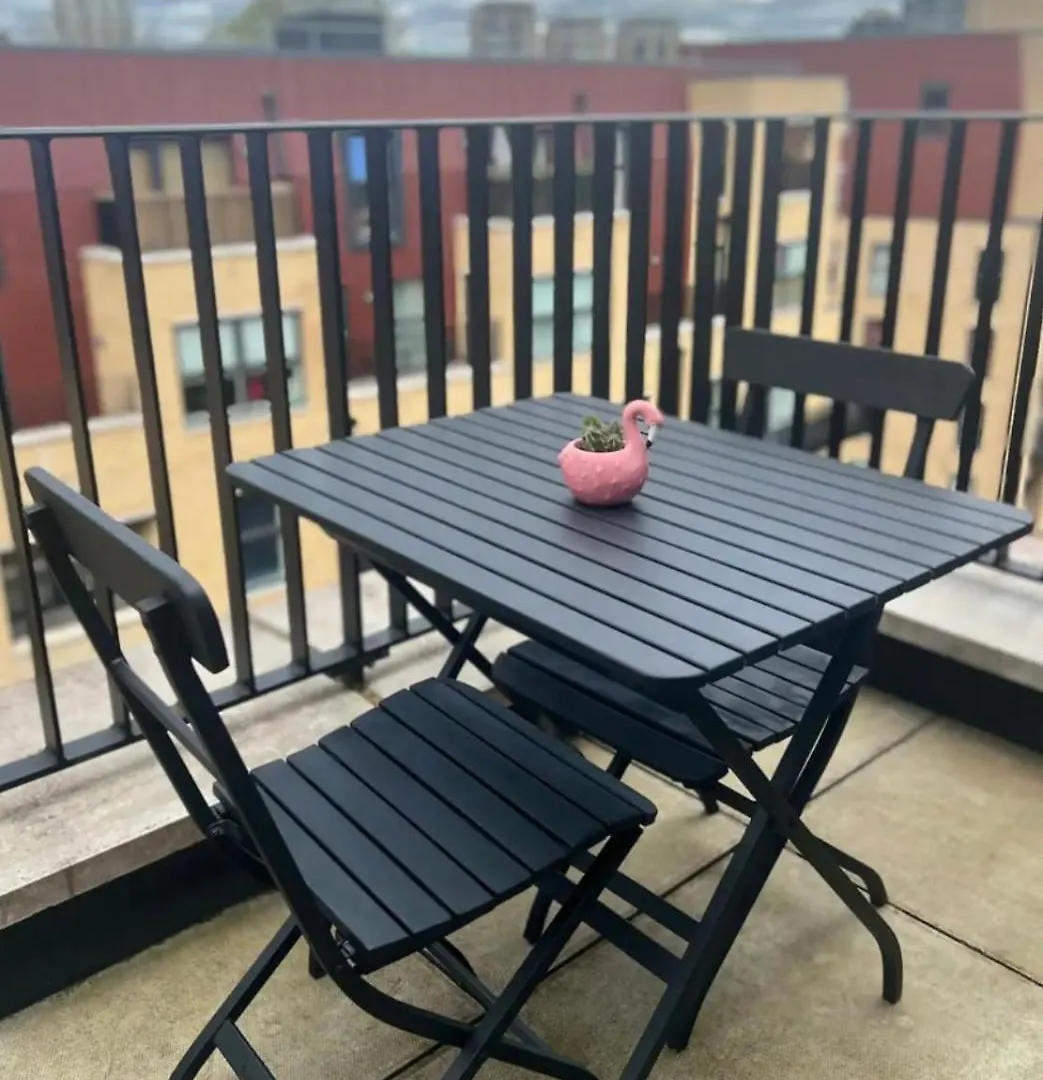 Private Room In London With Balcony 0*,  United Kingdom